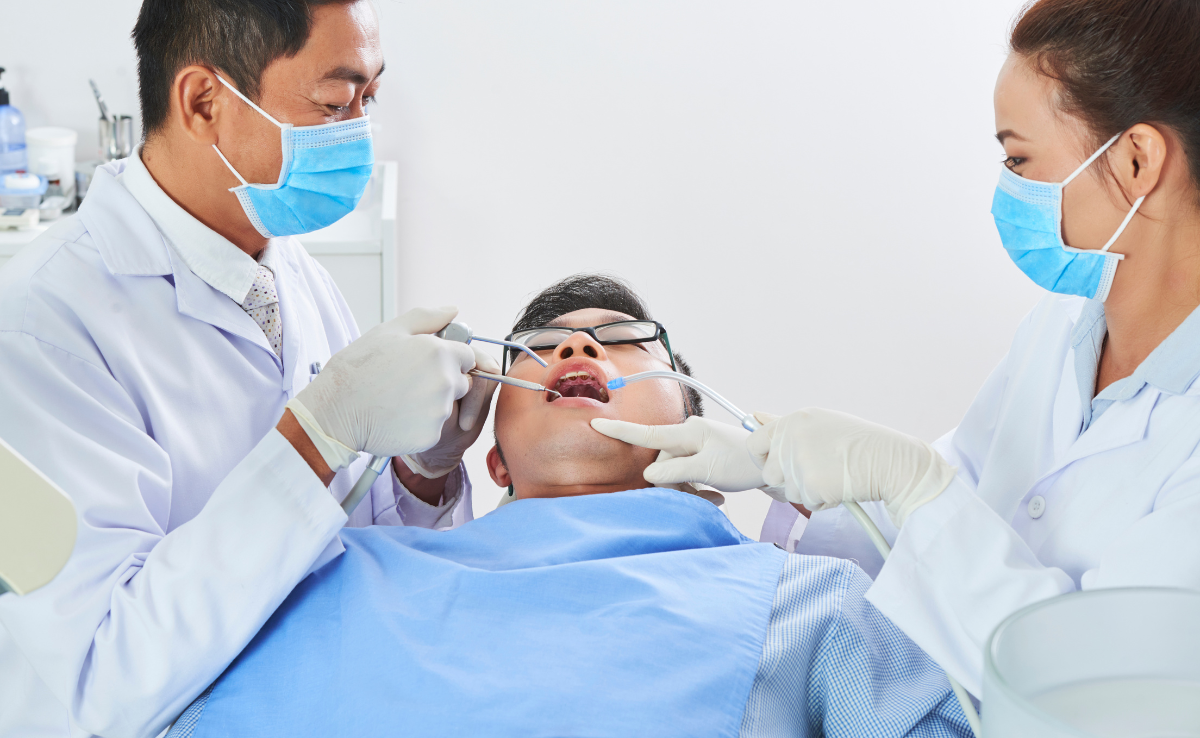 Gigi Dah Hitam, Rosak Sampai Ke Akar? Apa Rawatan Paling Berkesan? 3 Merawat Gigi Rosak